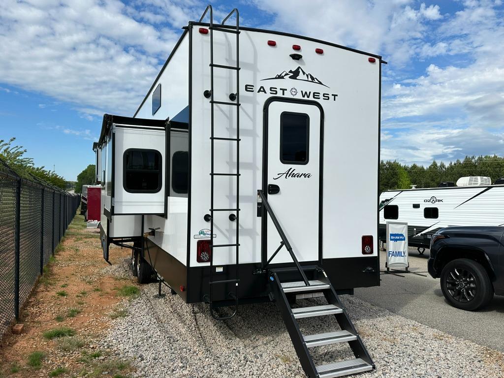 New 2024 EAST TO WEST Ahara 390DS Fifth Wheel at Shaw RV