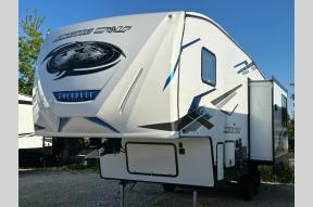 New 2024 Forest River RV Cherokee Arctic Wolf 27SGS Photo