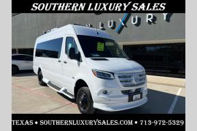 New 2025 Midwest Automotive Designs Luxe Cruiser D6 AWD Photo
