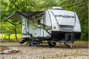 New 2024 CrossRoads RV Cruiser 28BBH  TT Photo