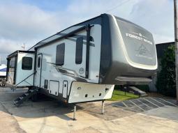 New 2025 Forest River RV Flagstaff Classic 361RL Photo