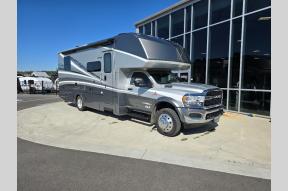 New 2024 Dynamax isata 5 28SS Photo