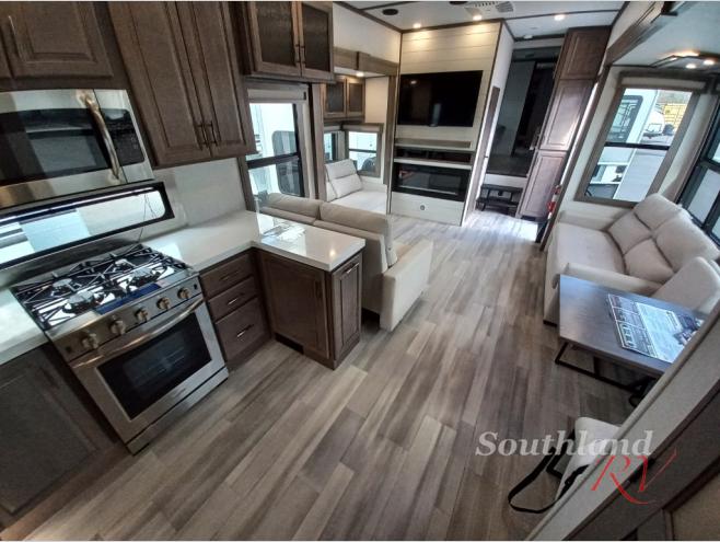 New 2024 Grand Design Solitude 417KB Fifth Wheel at Southland RV ...