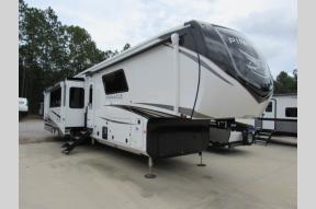 New 2025 Jayco Pinnacle 38FBRK Photo