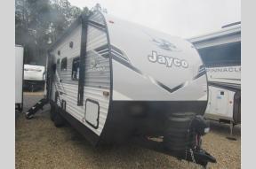 New 2025 Jayco Jay Flight 240RBS Photo