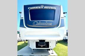 New 2025 Palomino Columbus 388FKH Photo