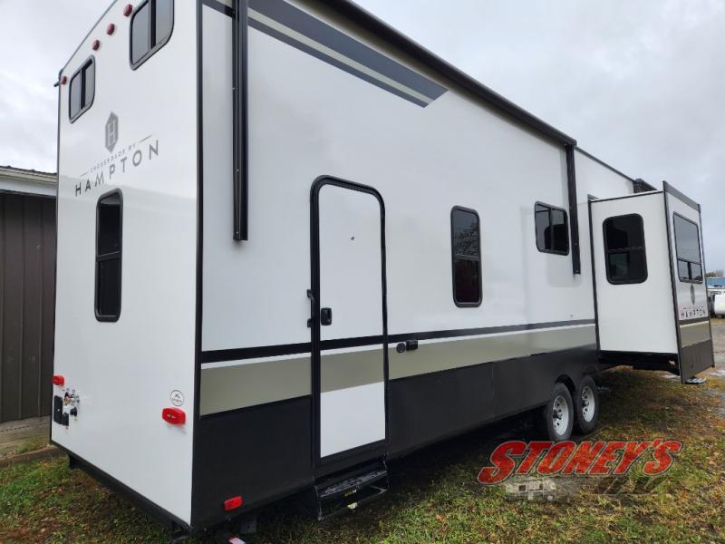 New 2024 CrossRoads Hampton 388FKL Destination Trailer at Stoney's RV