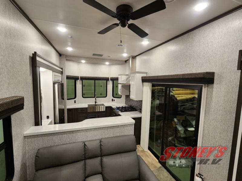 New 2024 CrossRoads Hampton 388FKL Destination Trailer at Stoney's RV