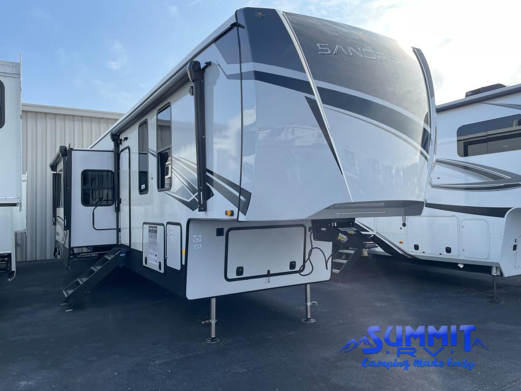 New 2024 Forest River RV SANDPIPER 4002FB Fifth Wheel at Summit RV