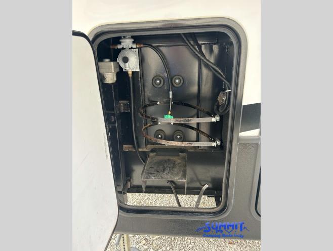 Used 2021 Dutchmen RV Yukon 399ML Fifth Wheel at Summit RV