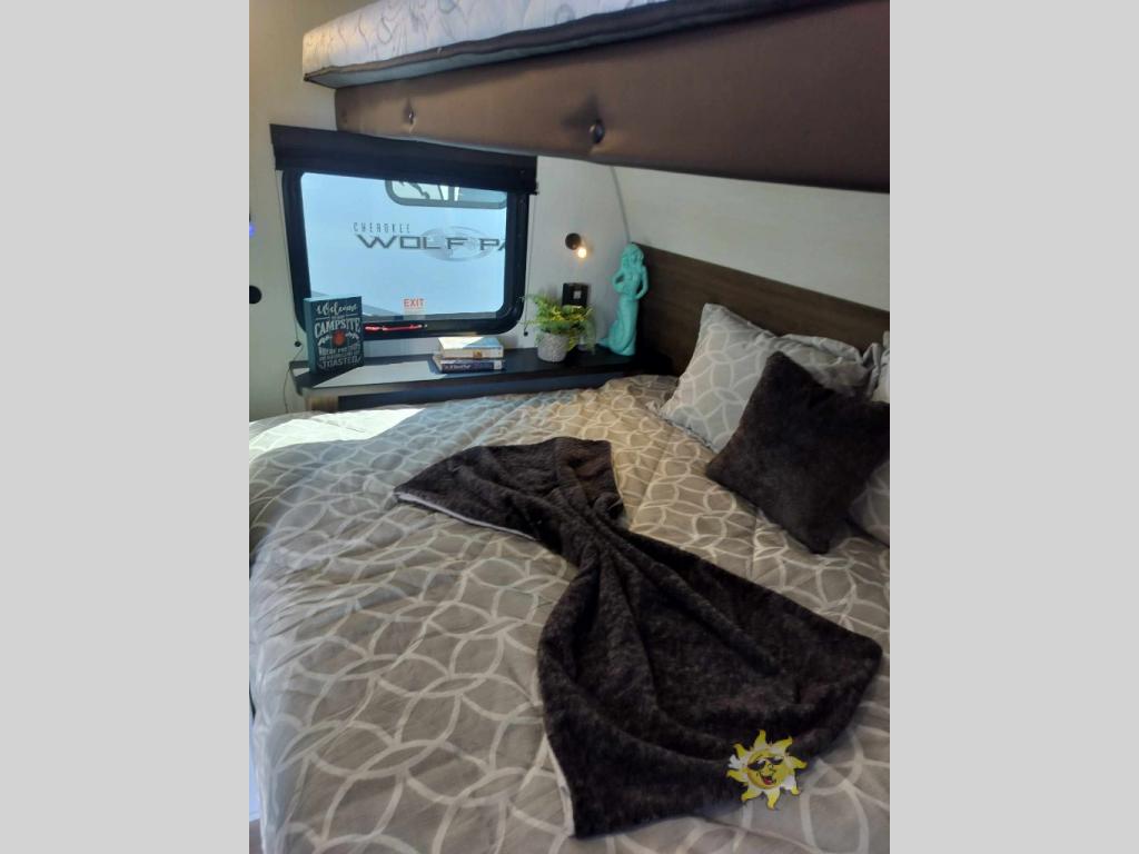 2025 Forest River RV Cherokee Black Label 18RJBBLW
