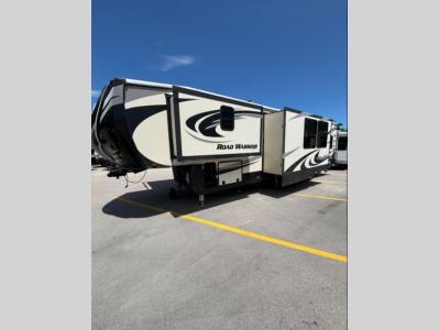 2018 Heartland Road Warrior 427RW