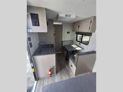 Used 2024 Viking 17FQ Saga