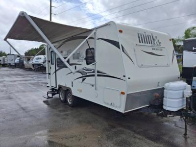 2014 Forest River RV Rockwood Mini Lite 2109S