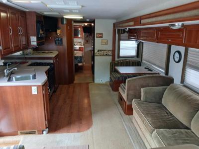 2004 Fleetwood RV southwind 36E