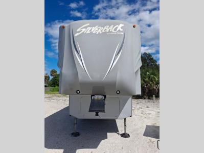 2013 Forest River RV Cedar Creek Silverback 33RL
