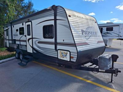 2016 Heartland Pioneer M-270BH