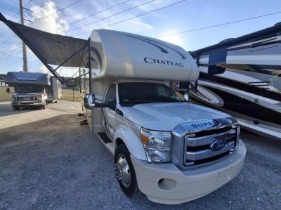 2015 Thor Motor Coach Chateau Super C 33SW