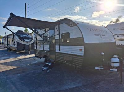2022 Viking 162RBU