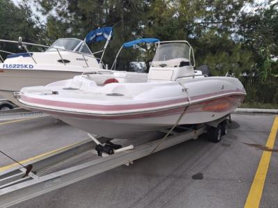 2005 White River Marine Group Tahoe 215CC