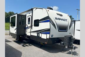 Used 2018 Keystone RV Impact 330 Photo