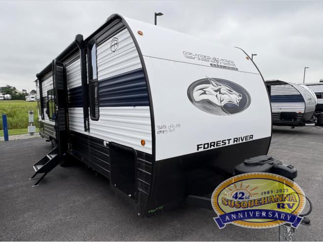 New 2026 Forest River RV Cherokee Grey Wolf 26DJSE Travel Trailer