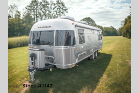 New 2023 Airstream RV Airstream Flying Cloud 27FB Twin Photo
