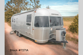 Used 2023 Airstream RV Flying Cloud 27FB Twin Photo