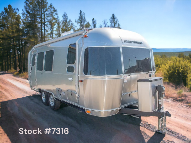 New 2024 Airstream RV Flying Cloud 23FB Twin Travel Trailer at Sutton