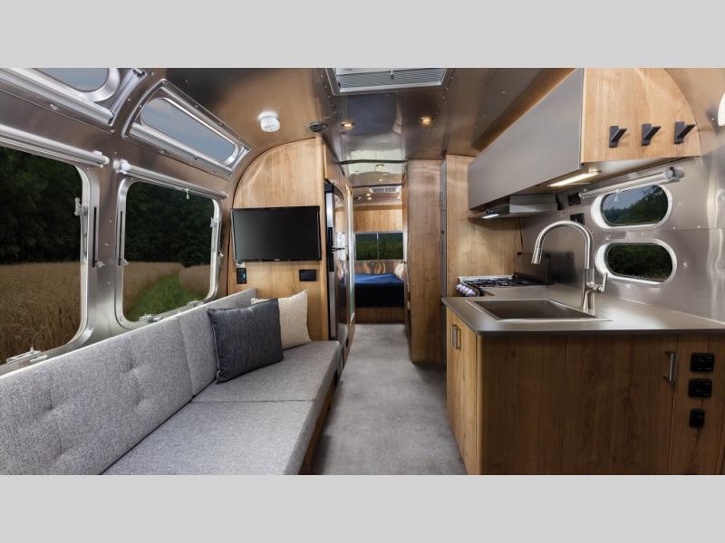 New 2025 Airstream RV Airstream Trade Wind 25FB Travel Trailer at