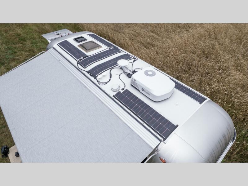 New 2025 Airstream RV Airstream Trade Wind 25FB Travel Trailer at