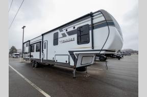 New 2025 Keystone RV Sprinter 3900DBL Photo
