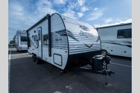 New 2025 Jayco Jay Flight SLX 210QB Photo