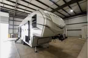 New 2024 Keystone RV Cougar Half-Ton 24RDS Photo