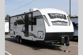New 2025 CrossRoads RV Sunset Trail 253RB Photo
