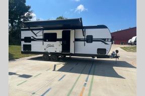 New 2026 Shasta RVs i-5 Edition 525RS Photo
