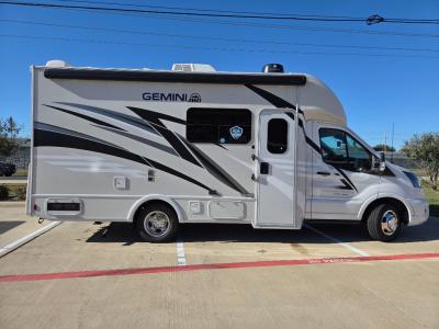New 2025 Thor Motor Coach GEMINI 23TW
