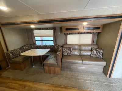Large U-dinette & comfortable sofa convert to beds
