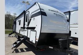 New 2025 Palomino SolAire 3150TBSS Photo