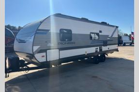 Used 2023 Heartland Pioneer BH 250 Photo