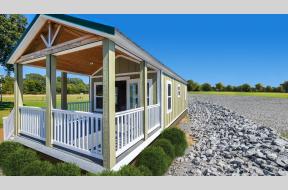 New 2022 GARLANDS LUXURY TINY HOMES THE CANEY CREEK Photo