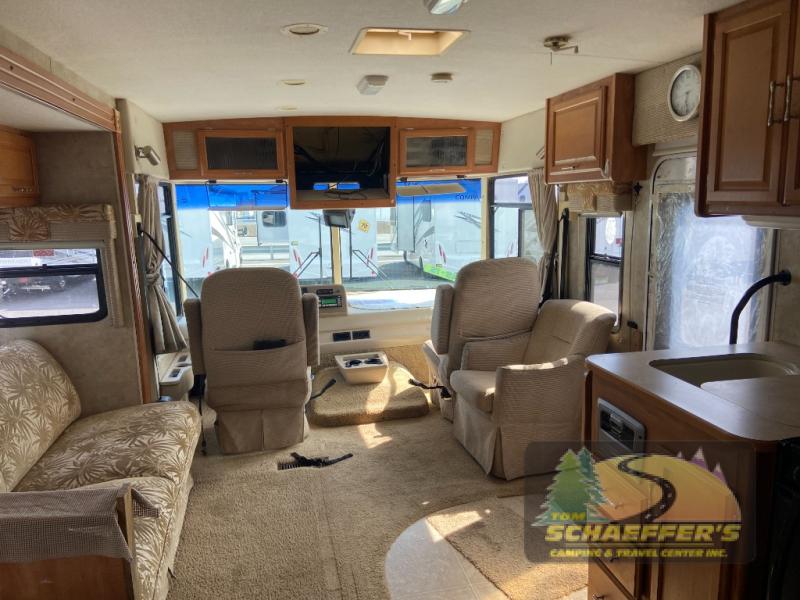 Used 2006 Winnebago Sightseer 30 B Motor Home Class A at Tom