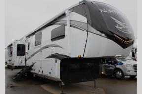 New 2023 Jayco North Point 377RLBH Photo