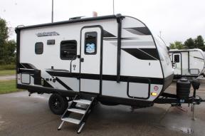 New 2025 Jayco Jay Feather Air 16RB Photo