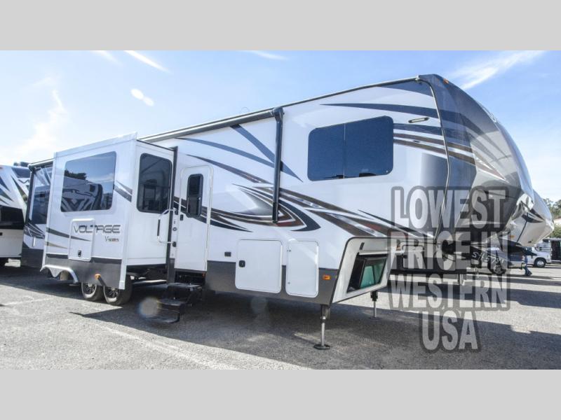 New 2016 Dutchmen RV Voltage V-Series V3605 Toy Hauler Fifth Wheel