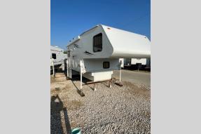 Used 2006 Lance 1181 Photo