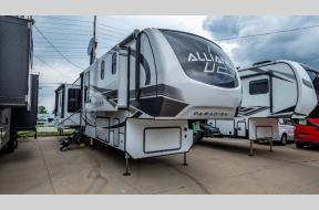 Used 2023 Alliance RV Paradigm 382RK Photo