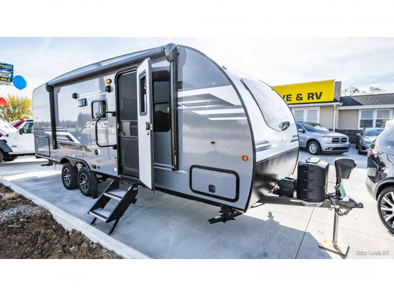 New Fifth Wheel from Venture RV