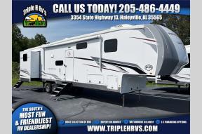 New 2025 Forest River RV Cardinal 41DREAM Photo