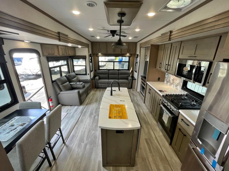 New 2024 KZ Durango Gold G383RLQ Fifth Wheel at Triple H RVs